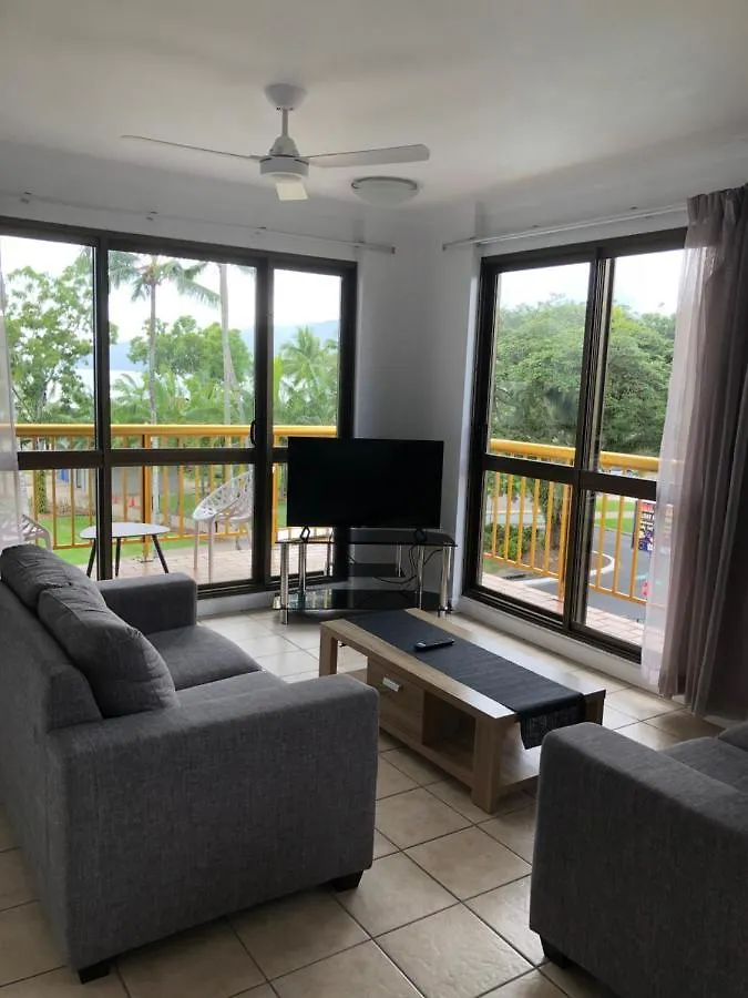 Coral Towers Holiday Suites Cairns Aparthotel