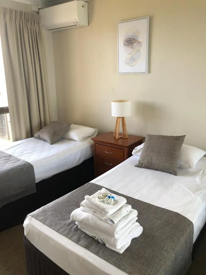 Coral Towers Holiday Suites Cairns Aparthotel