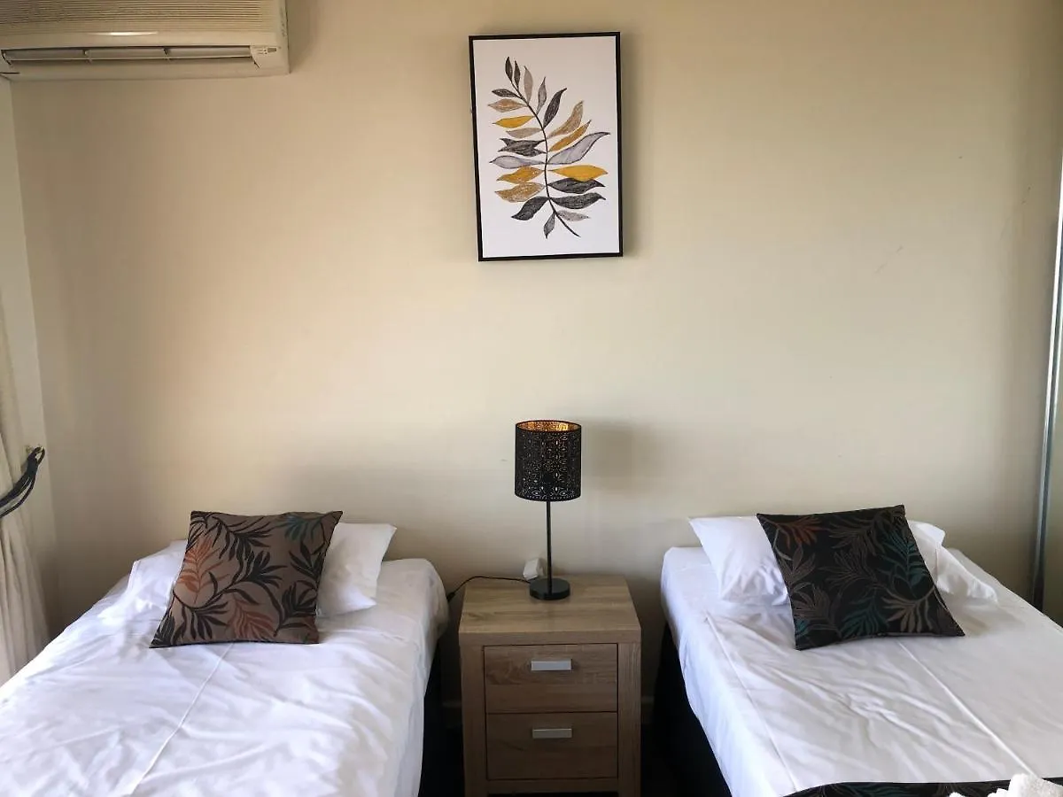 **** Aparthotel Coral Towers Holiday Suites Cairns Australia