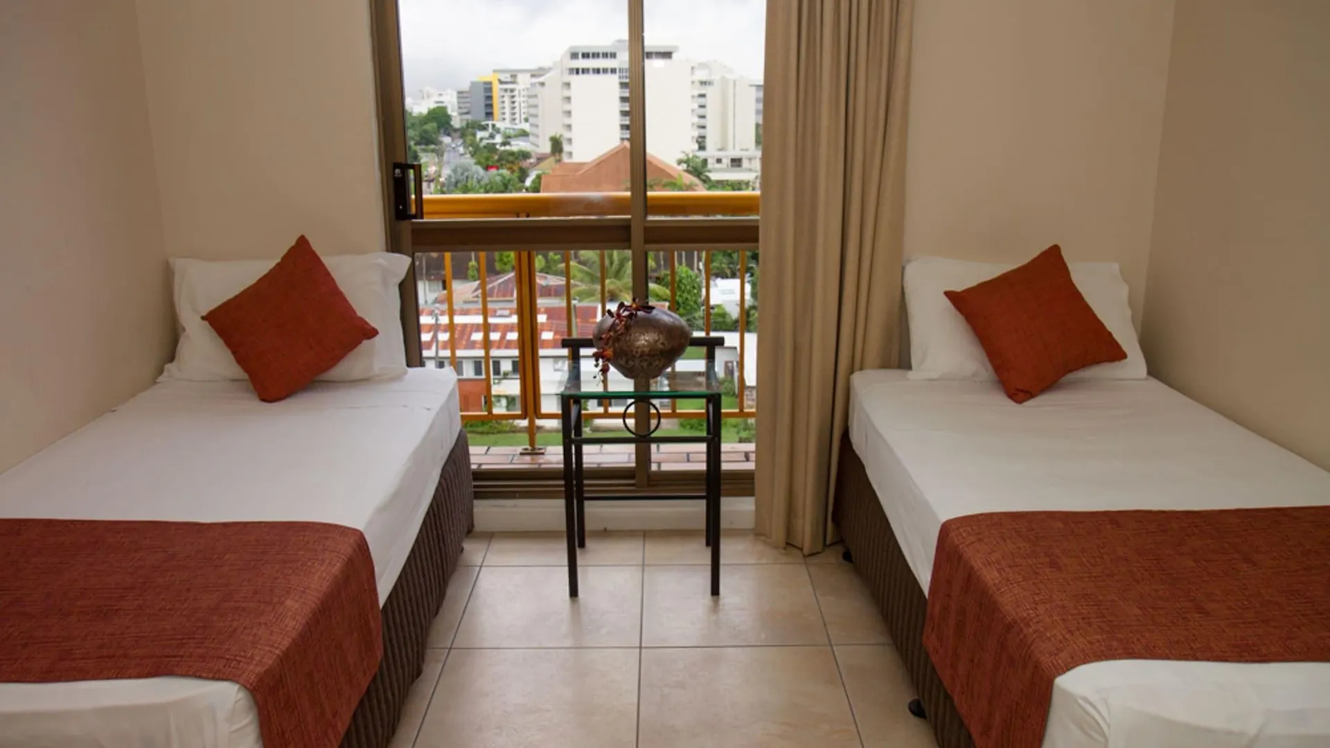 Aparthotel Coral Towers Holiday Suites Cairns
