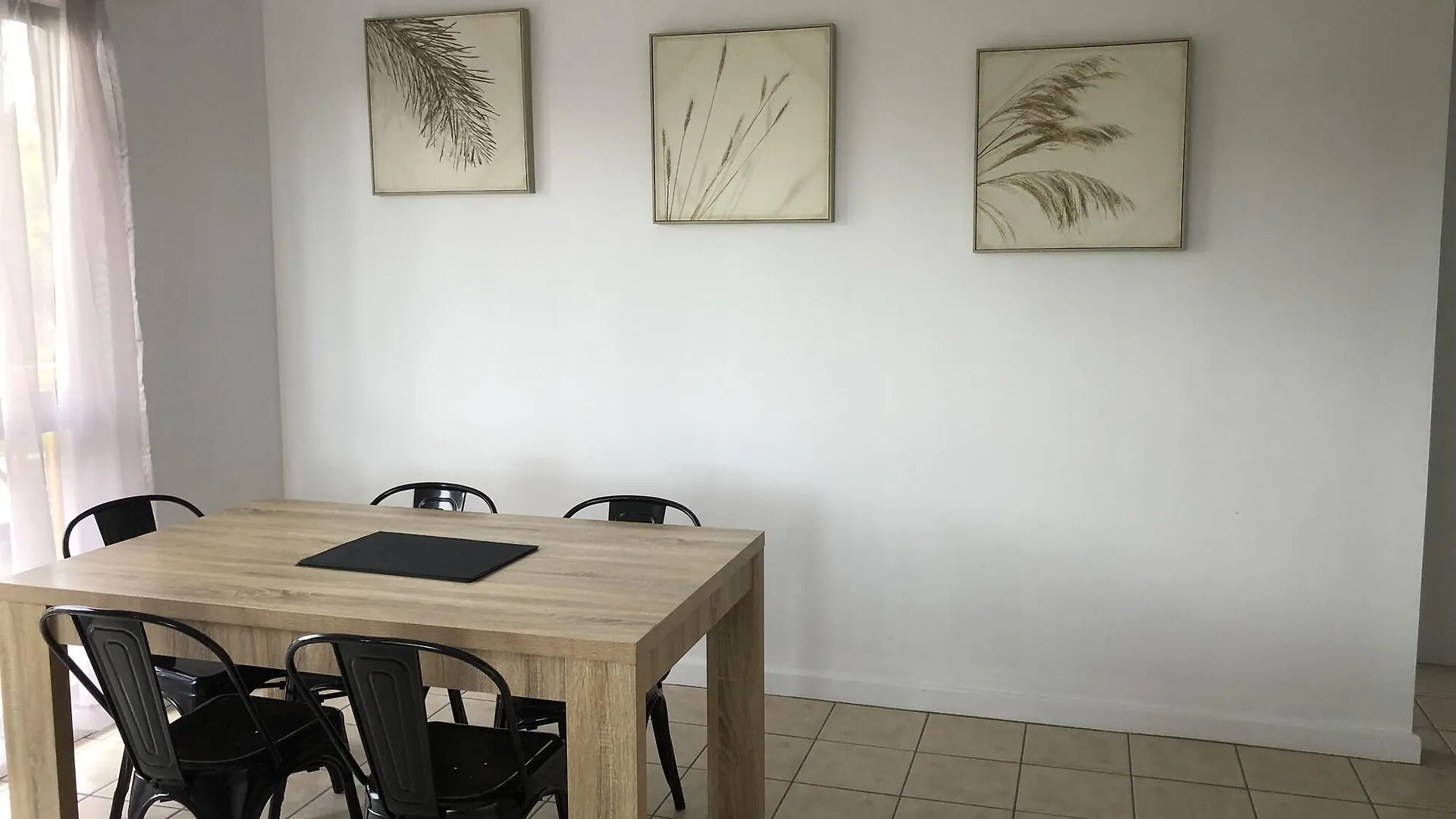 Coral Towers Holiday Suites Cairns Australia