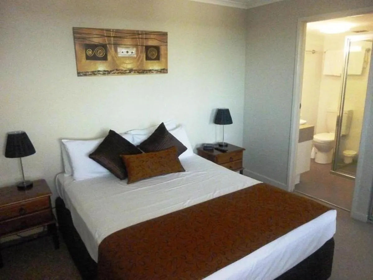 Coral Towers Holiday Suites Cairns