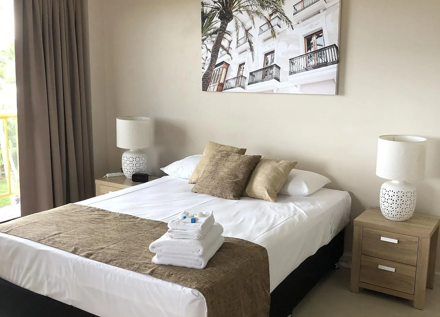 Coral Towers Holiday Suites Cairns