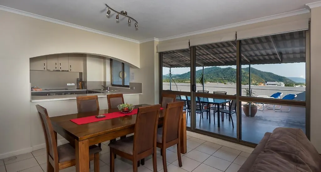 Coral Towers Holiday Suites Cairns Aparthotel